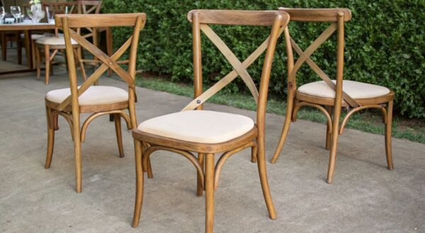 renta de silla cross back